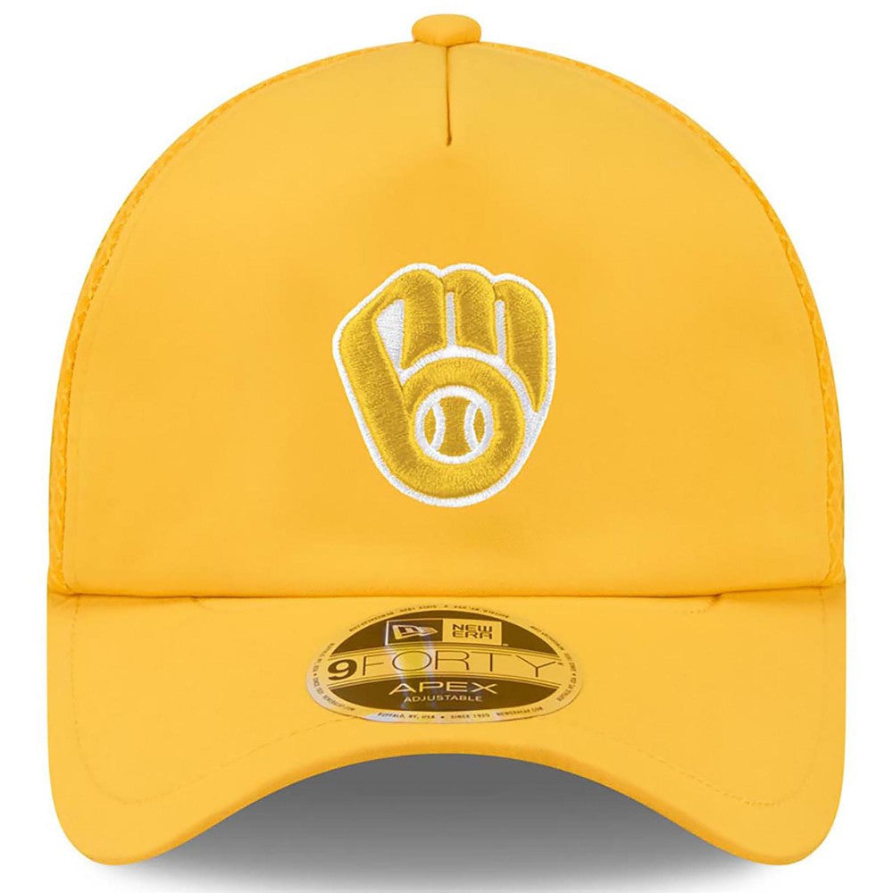 Milwaukee Brewers New Era 2026 Batting Practice Apex 9FORTY Adjustable Trucker Hat | MLB Discount