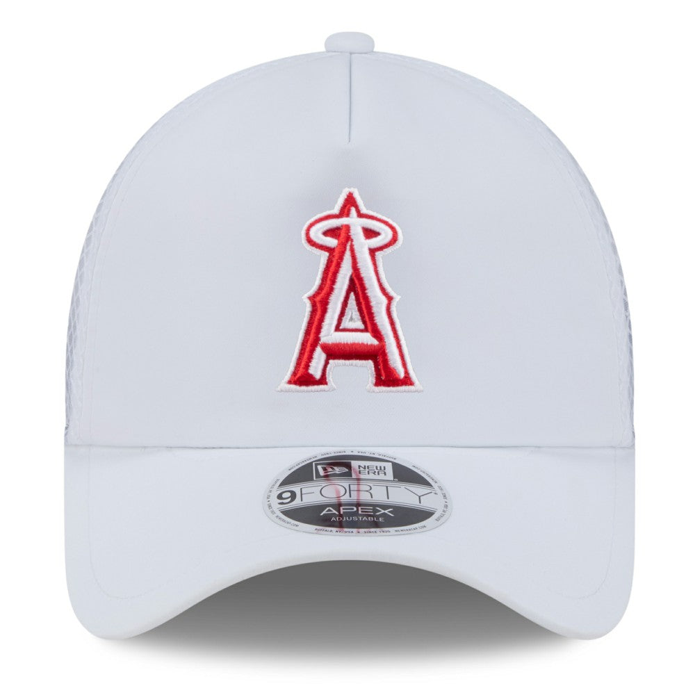 Los Angeles Angels New Era 2026 Batting Practice Apex 9FORTY Adjustable Trucker Hat | MLB Outlet