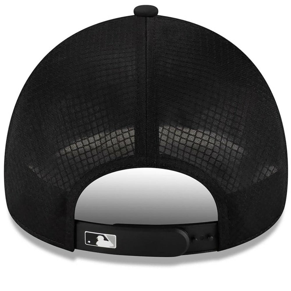 Chicago White Sox New Era 2026 Batting Practice Apex 9FORTY Adjustable Trucker Hat | MLB Outlet
