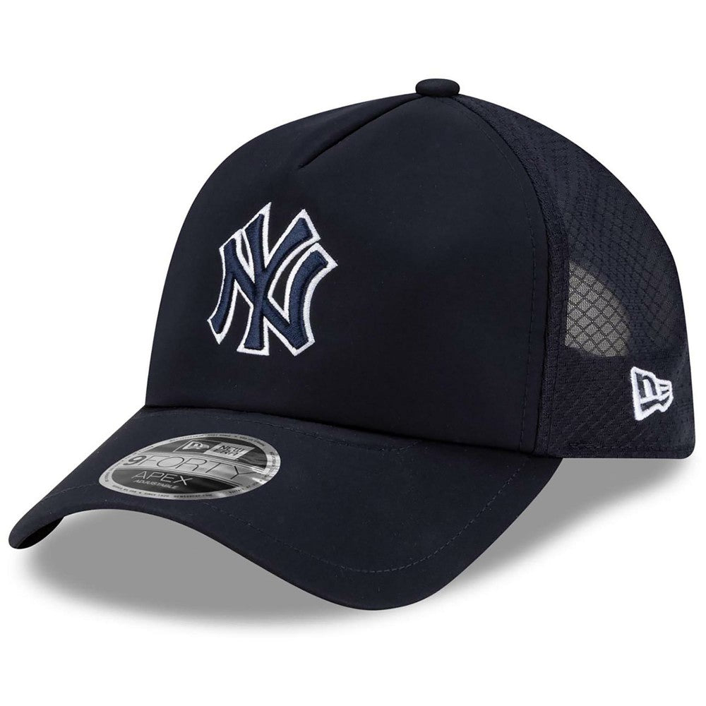 New York Yankees New Era 2026 Batting Practice Apex 9FORTY Adjustable Trucker Hat | MLB Online