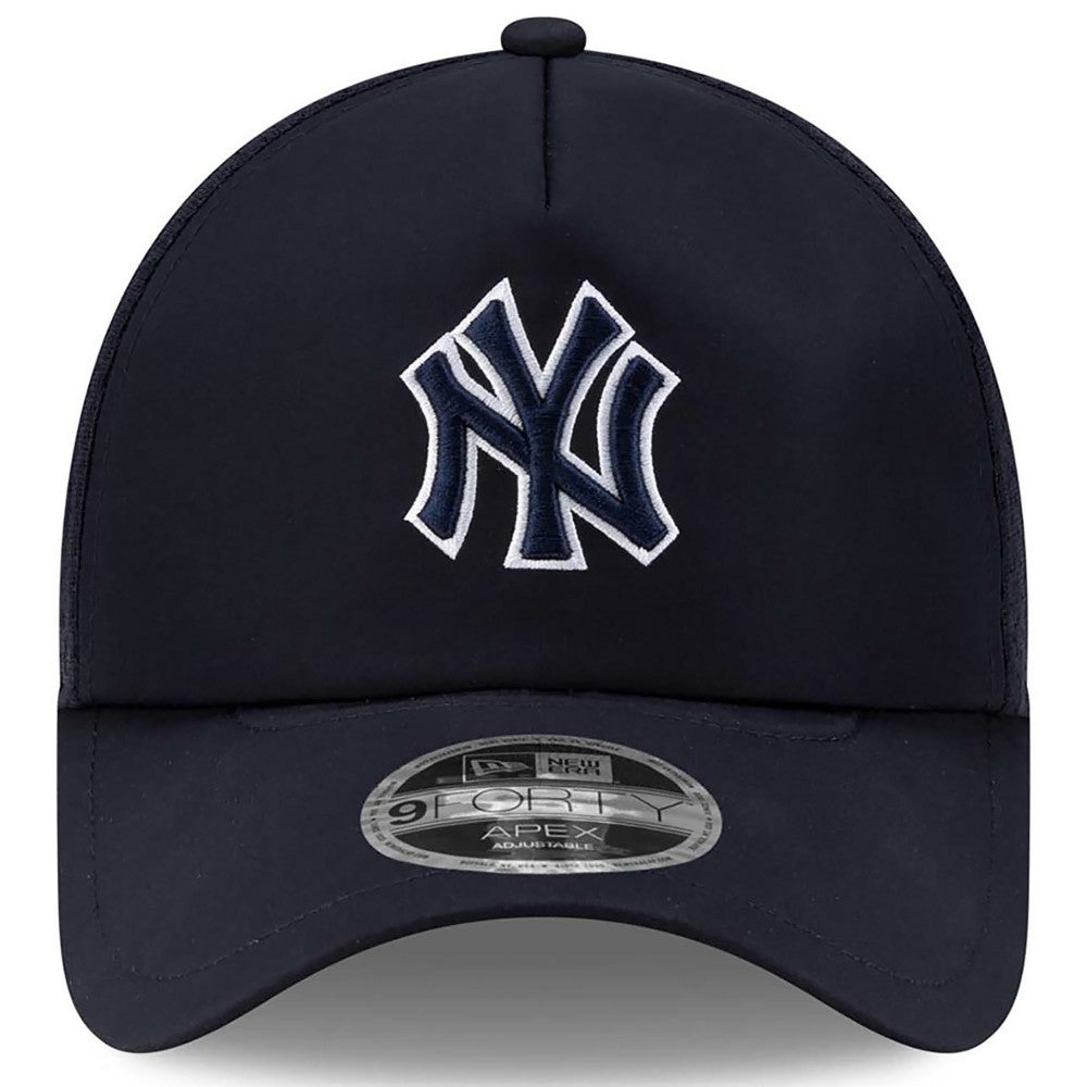New York Yankees New Era 2026 Batting Practice Apex 9FORTY Adjustable Trucker Hat | MLB Online
