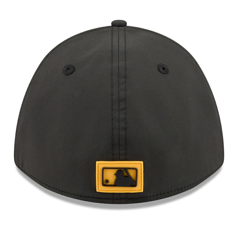 Pittsburgh Pirates New Era 2026 Clubhouse M-Crown 39THIRTY Flex Hat | MLB Outlet