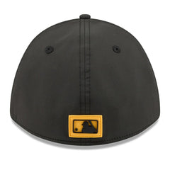 Pittsburgh Pirates New Era 2026 Clubhouse M-Crown 39THIRTY Flex Hat | MLB Outlet