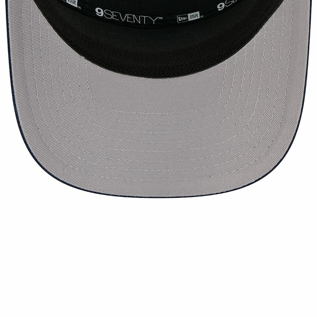 Dallas Cowboys New Era Quick Strike Split Panel 9SEVENTY Stretch-Snap Trucker Hat