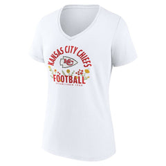 Kansas City Chiefs  Patrick Mahomes  Women's Floral Name & Number V-Neck T-Shirt