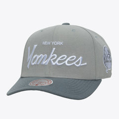 New York Yankees Mitchell & Ness Thunderstorm Head Coach Pro-Crown Adjustable Hat | MLB Online