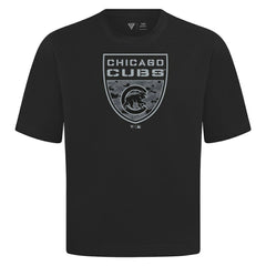 Chicago Cubs Levelwear Oversized Luxe Signature Knit Buckler T-Shirt | MLB Shop