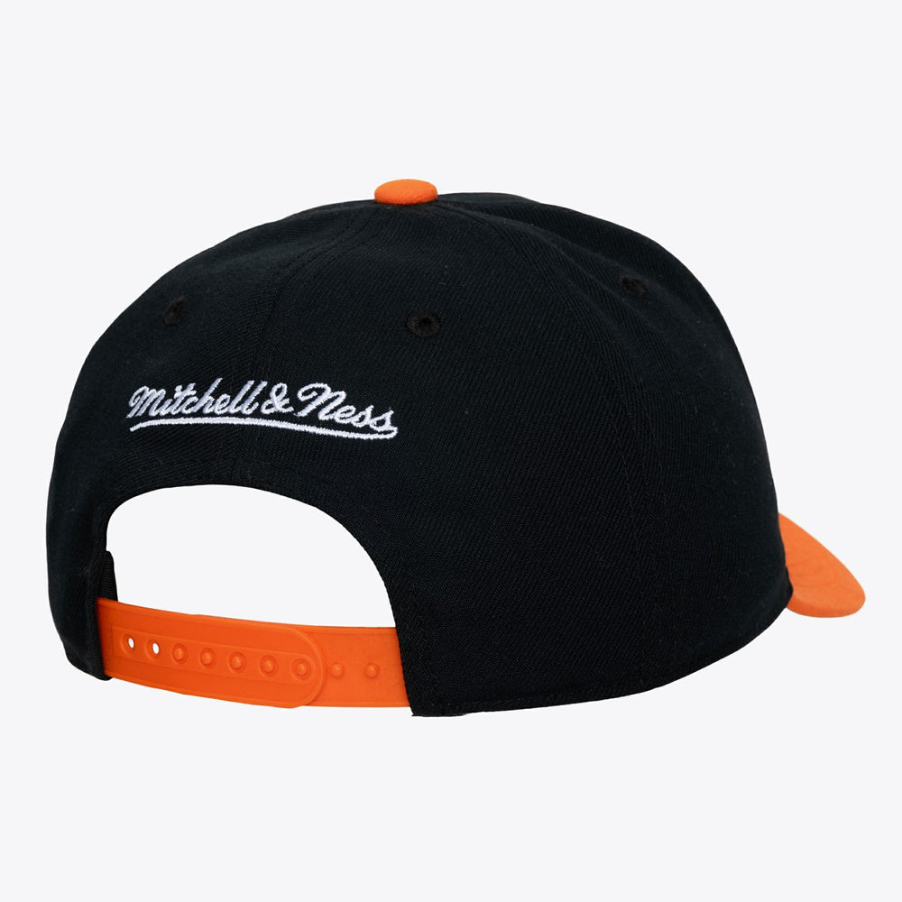 New York Knicks Hardwood Classics Legendary Away Pro-Pinch Adjustable Hat On Sale