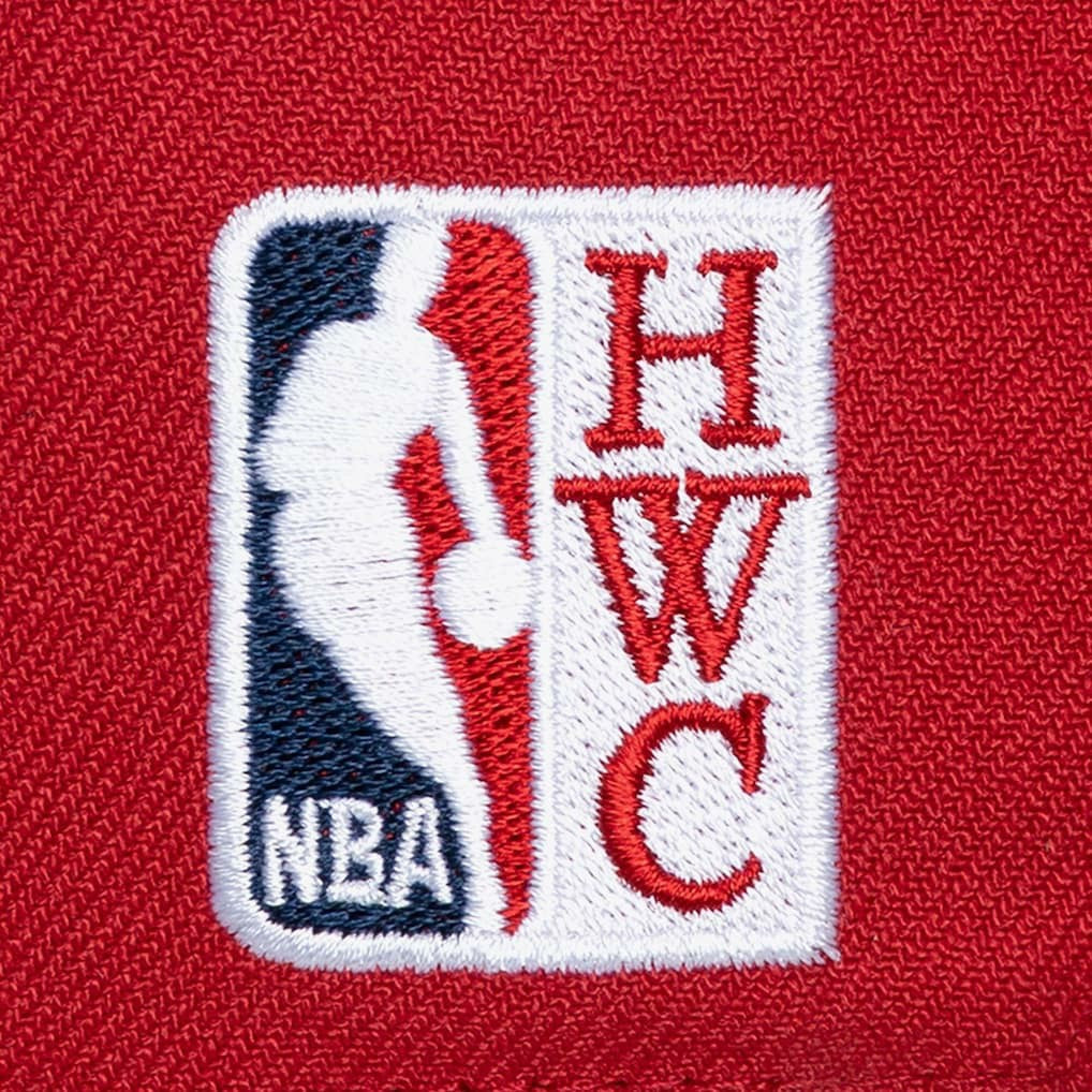Cleveland Cavaliers Legendary Home Pro Pinch Snapback Hat sale For Sale