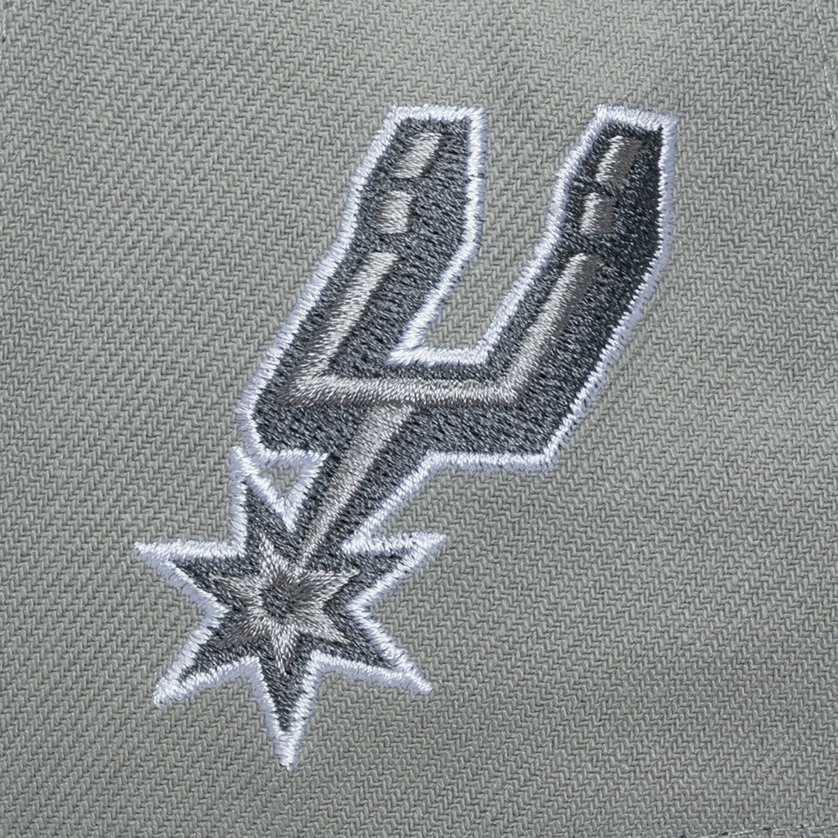 San Antonio Spurs Thunderstorm Head Coach Pro Crown Snapback Hat Online