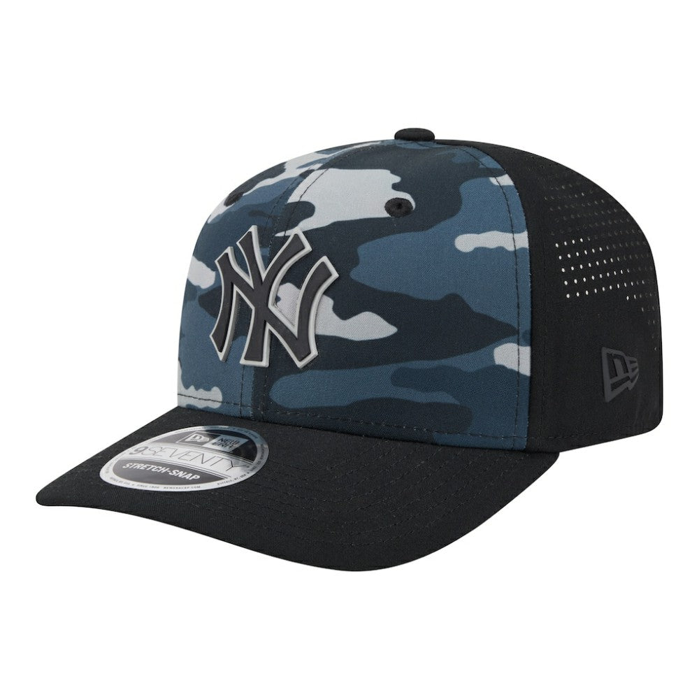 New York Yankees New Era Tonal Camo 9SEVENTY Stretch-Snap Hat | MLB Online