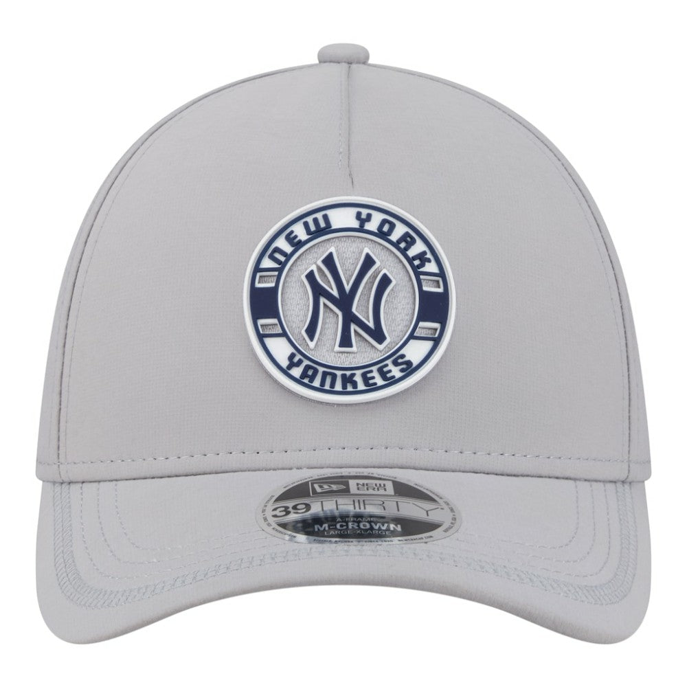 New York Yankees New Era Patch 39THIRTY A-Frame M-Crown Perforated Flex Hat | MLB US