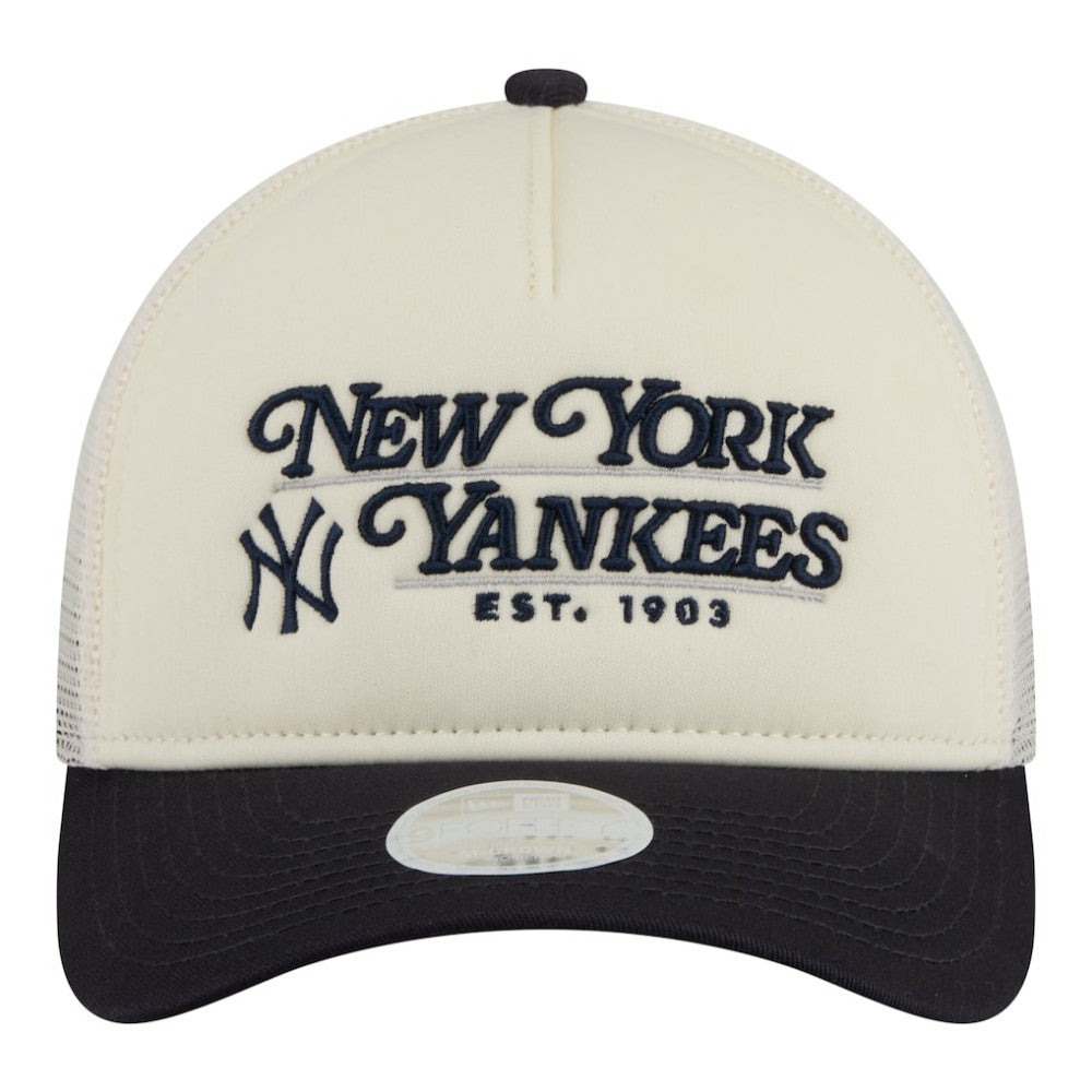 New York Yankees New Era Women's Retro 9FORTY M-Crown A-Frame Trucker Adjustable Hat | MLB Discount