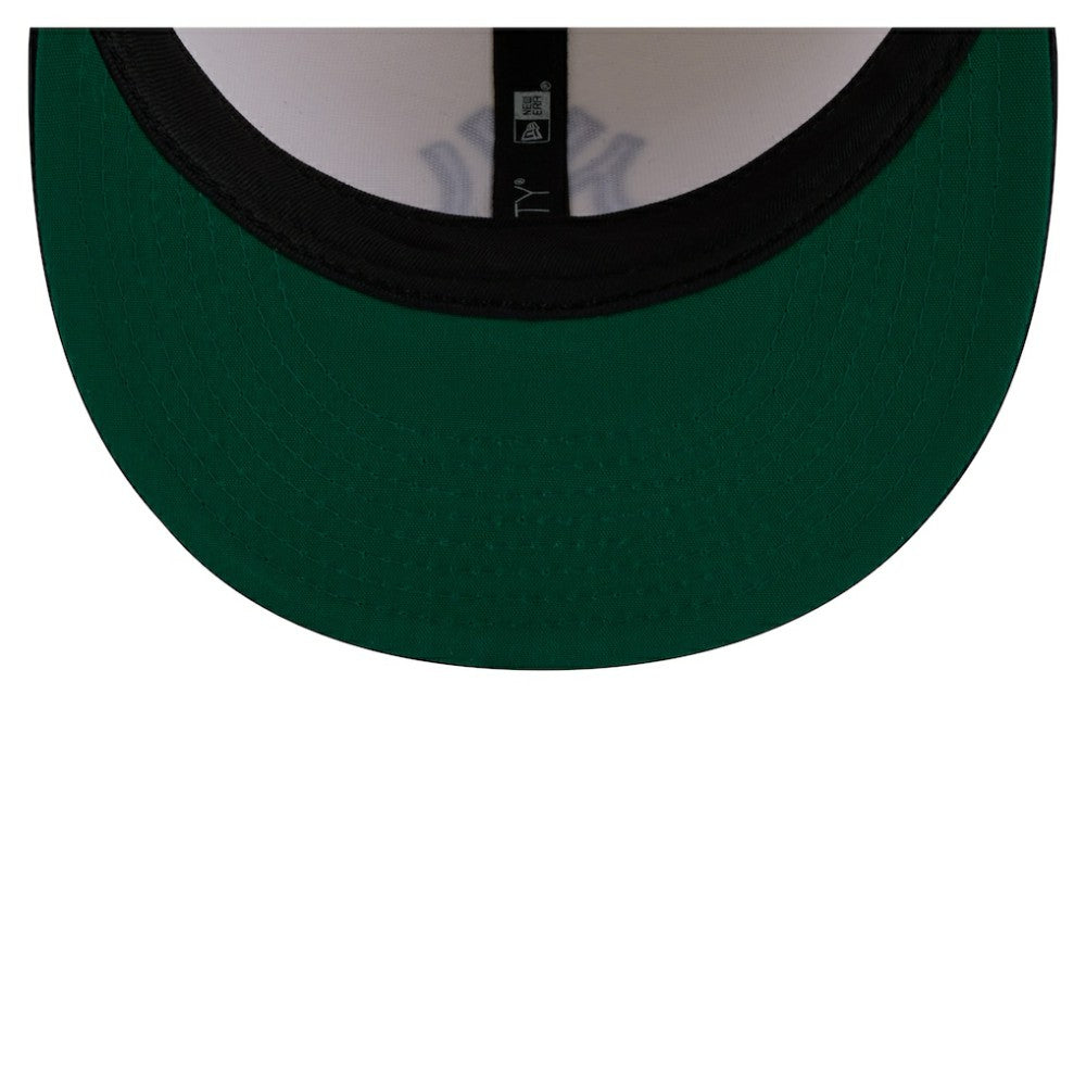 New York Yankees New Era Localized 9FIFTY Snapback Hat | MLB Discount