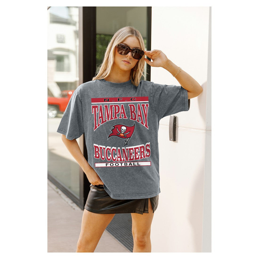 Tampa Bay Buccaneers  Gameday Couture Women's Oversized Classic Grind Washed T-Shirt