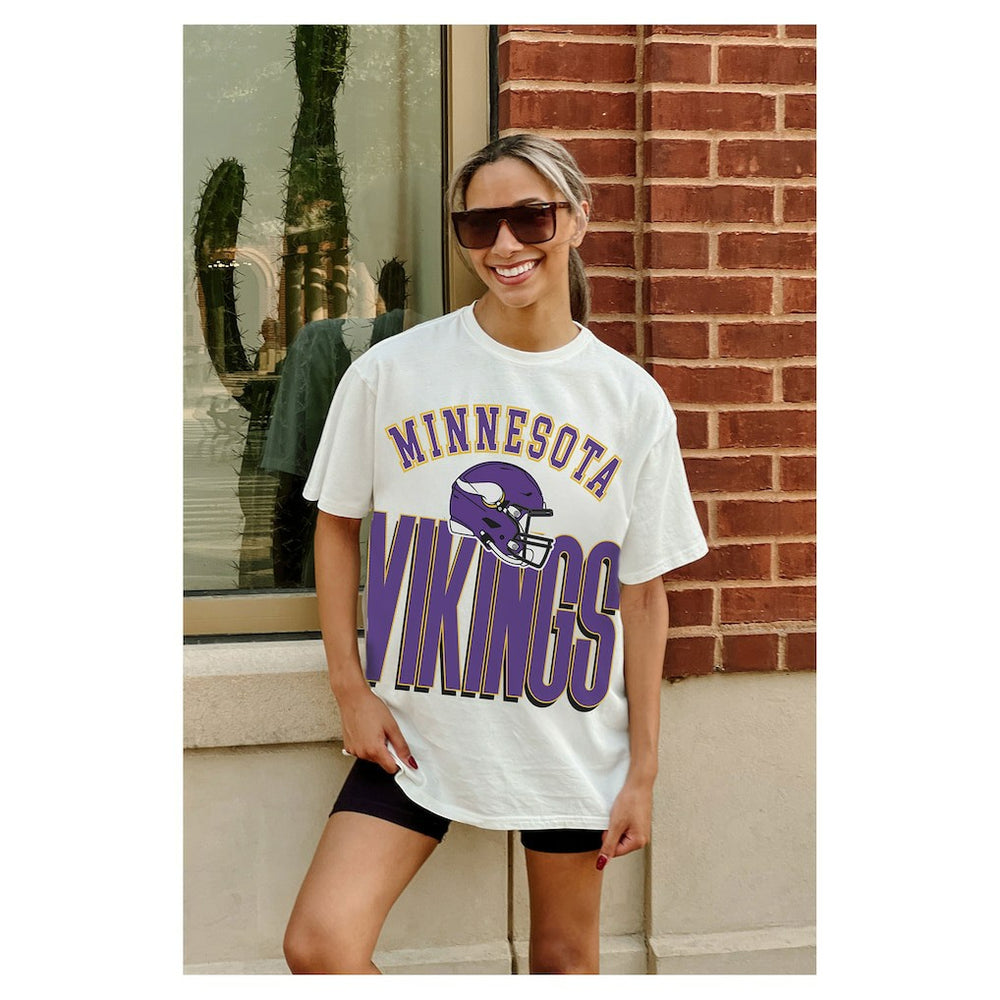 Minnesota Vikings  Gameday Couture Women's Oversized Classic Fierce Focus T-Shirt