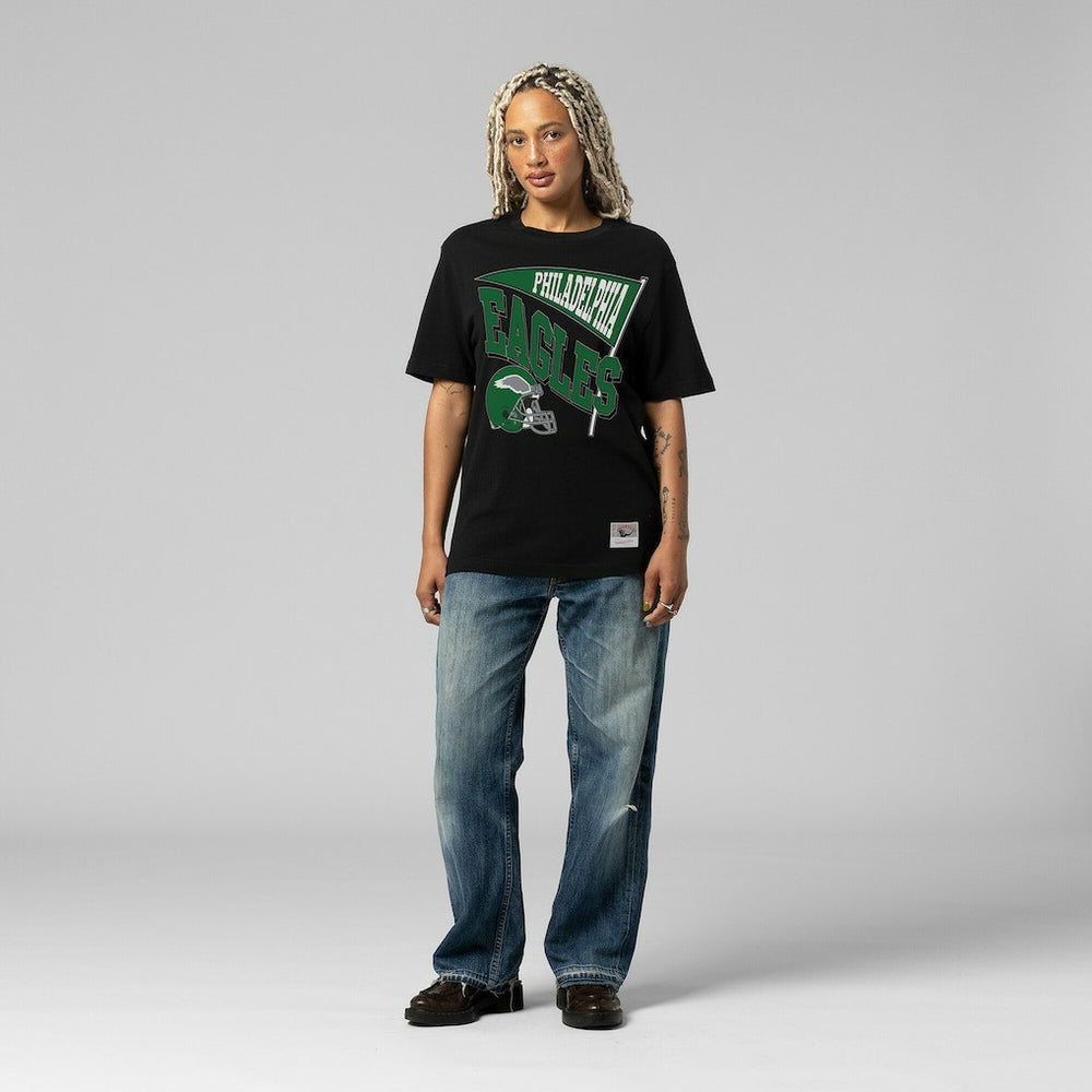 Philadelphia Eagles Mitchell & Ness Women's Team Dynamic Boyfriend T-Shirt