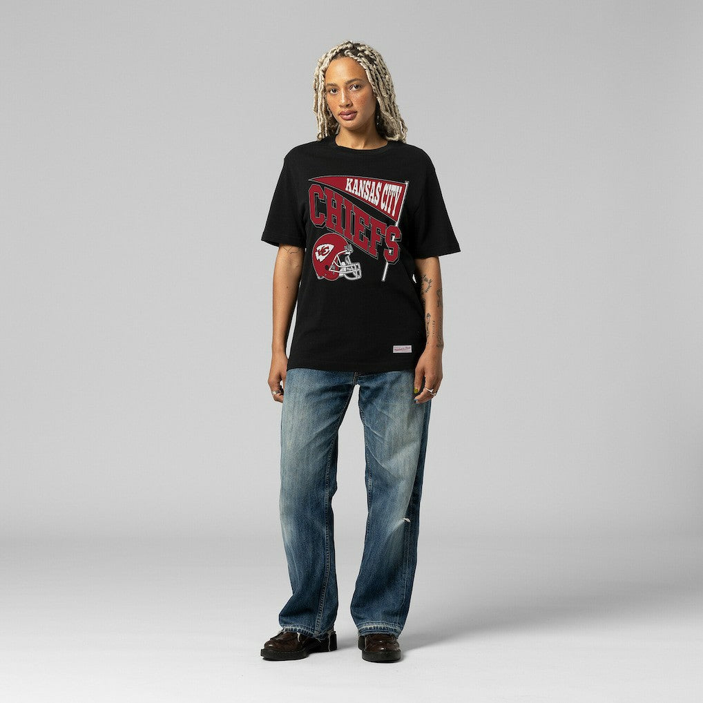 Kansas City Chiefs Mitchell & Ness Women's Team Dynamic Boyfriend T-Shirt