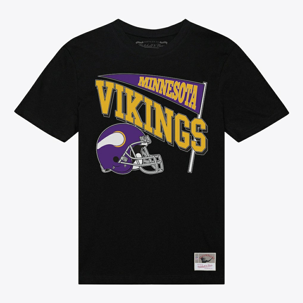 Minnesota Vikings Mitchell & Ness Women's Team Dynamic Boyfriend T-Shirt