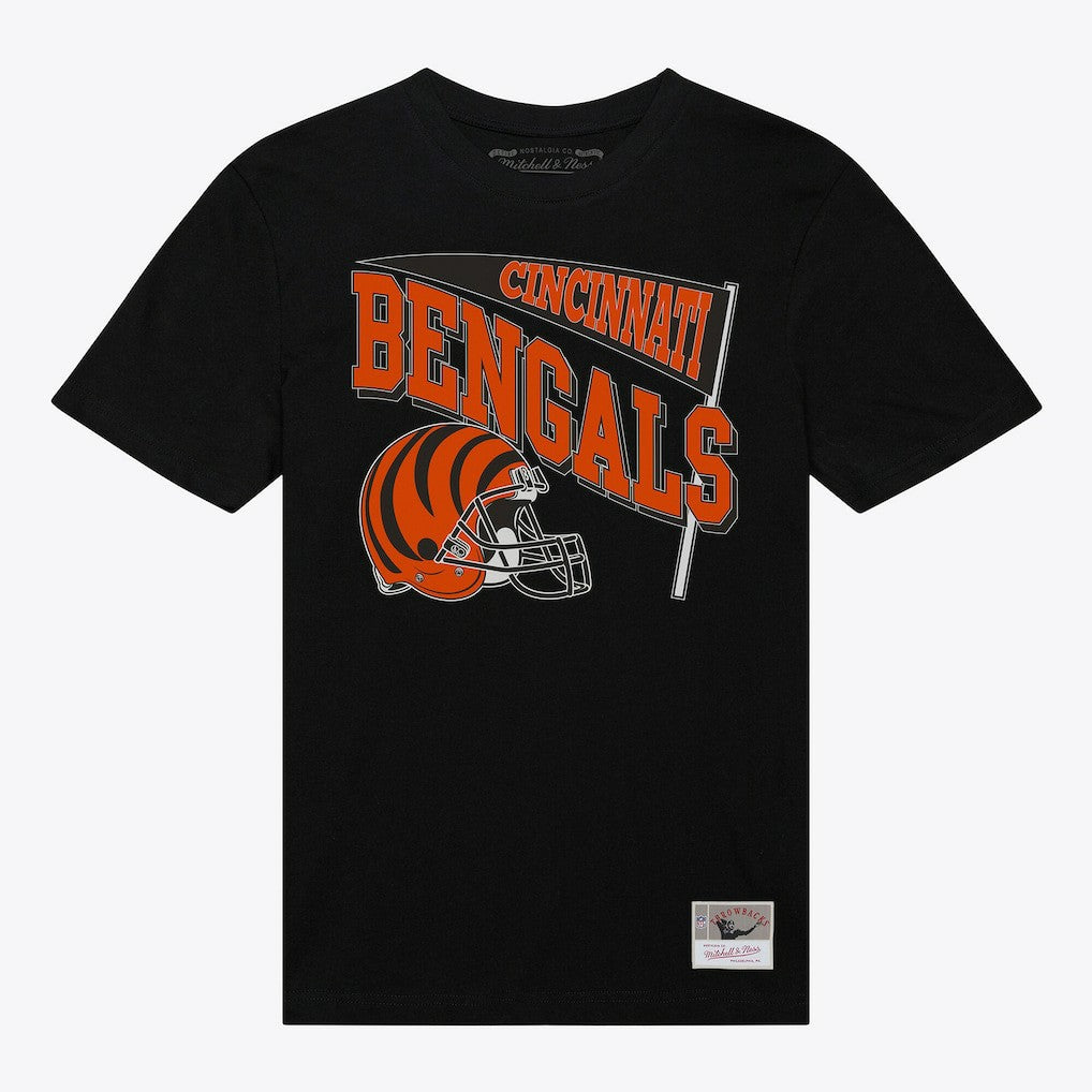 Cincinnati Bengals Mitchell & Ness Women's Team Dynamic Boyfriend T-Shirt