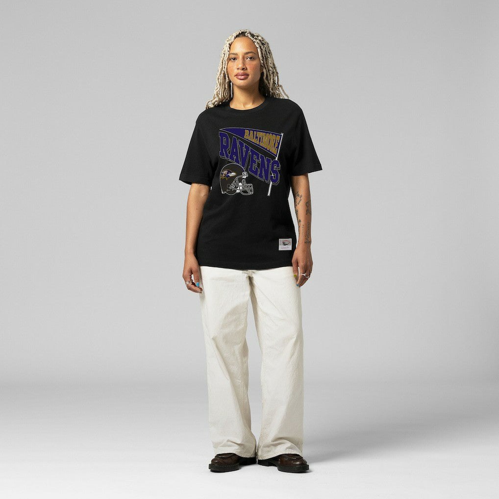 Baltimore Ravens Mitchell & Ness Women's Team Dynamic Boyfriend T-Shirt