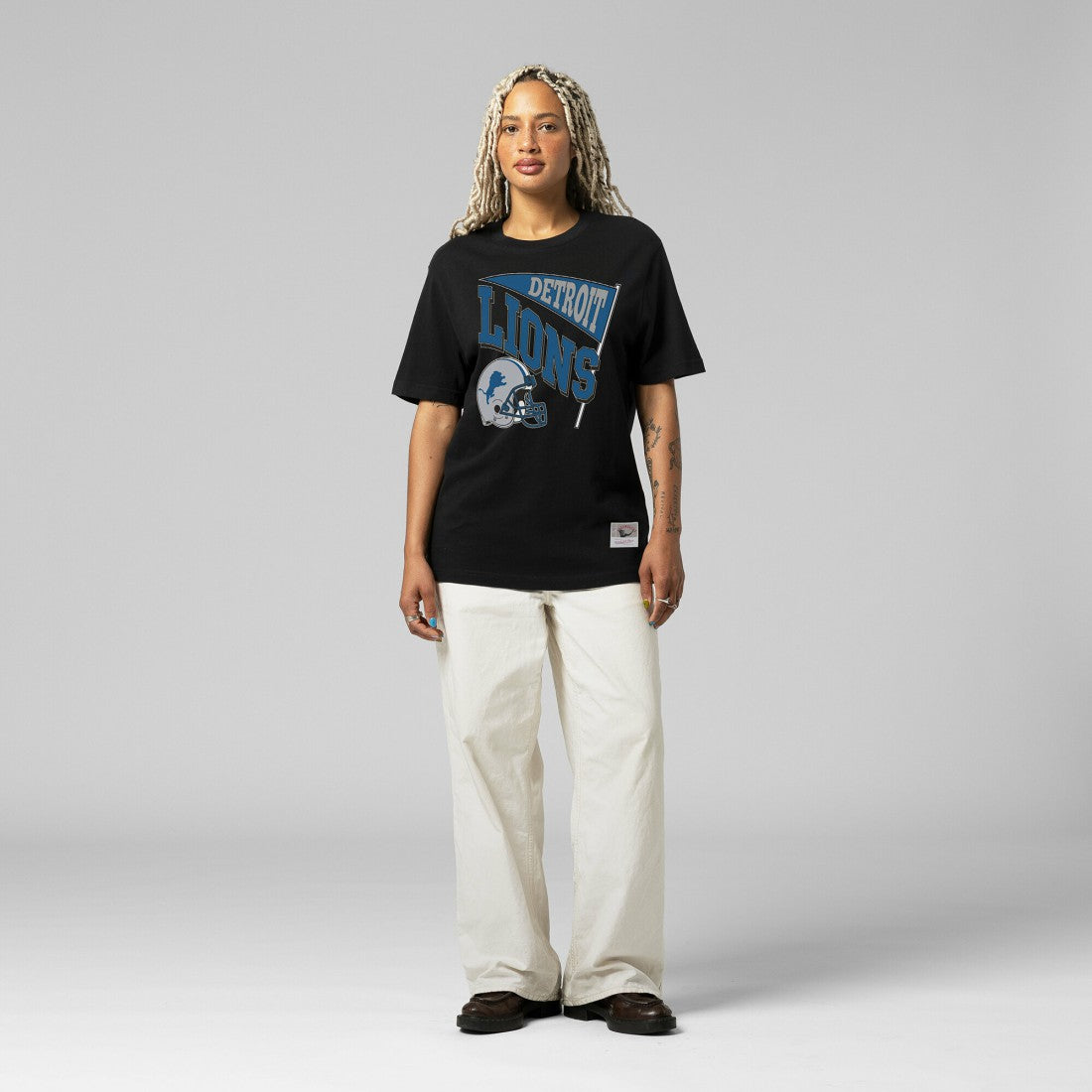 Detroit Lions Mitchell & Ness Women's Team Dynamic Boyfriend T-Shirt