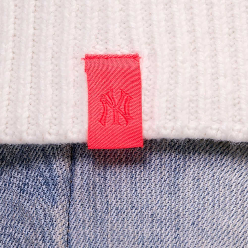 New York Yankees Lusso Women's Shyla Knit V-Neck Full-Zip Sweater | MLB Outlet