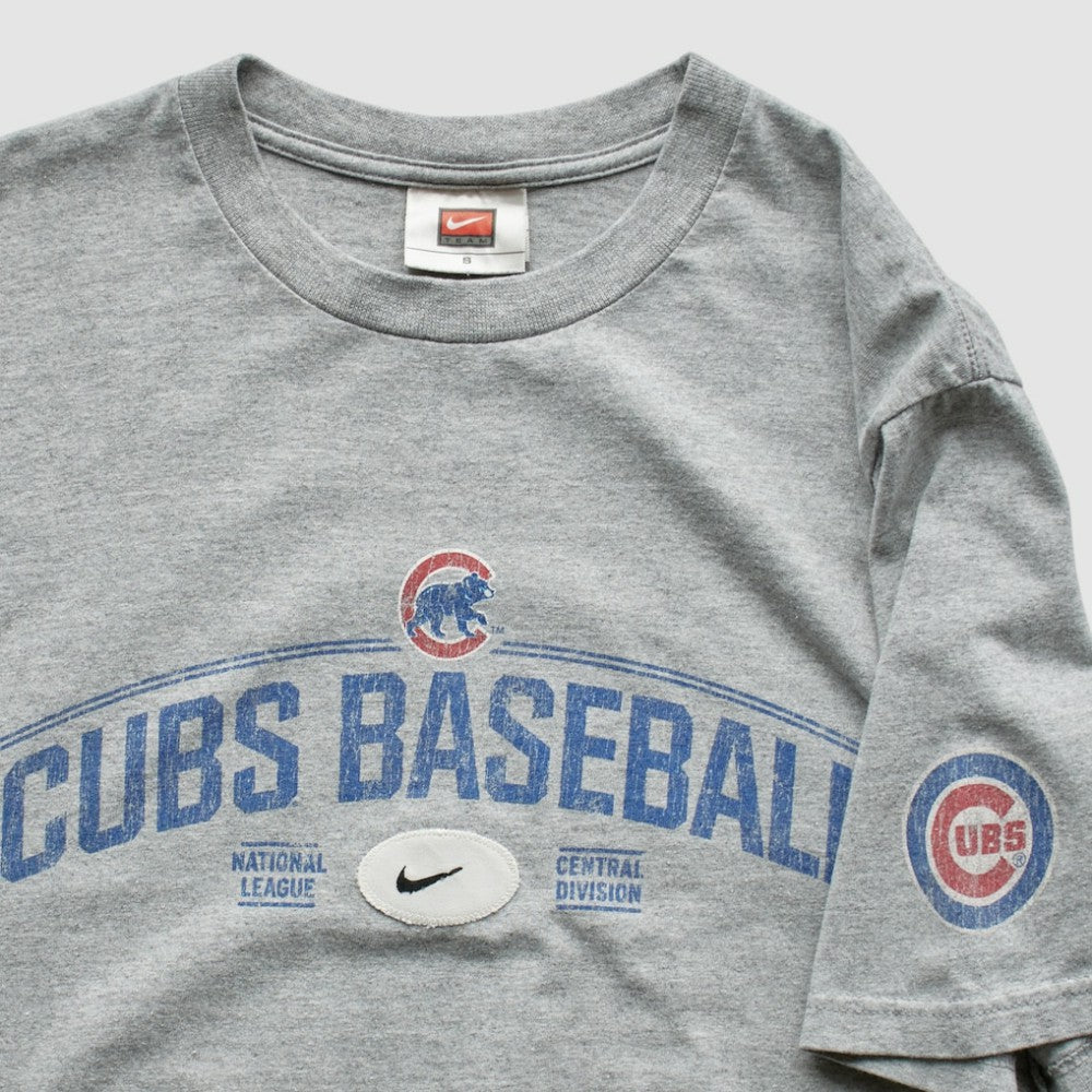 Chicago Cubs Nike 2000s T-Shirt | MLB Sale