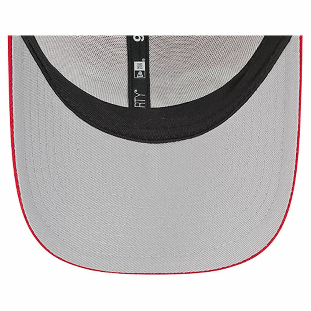 New York Giants New Era Apple Trucker 9FORTY Adjustable Hat