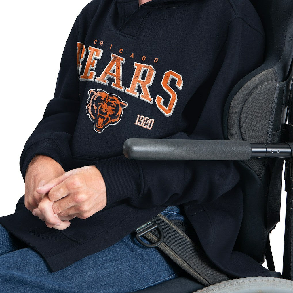 Chicago Bears  G-III Sports by Carl Banks Adaptive Team Spirit Graphic Fleece Pullover Hoodie