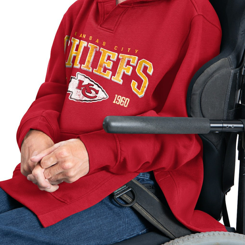 Kansas City Chiefs  G-III Sports by Carl Banks Adaptive Team Spirit Graphic Fleece Pullover Hoodie