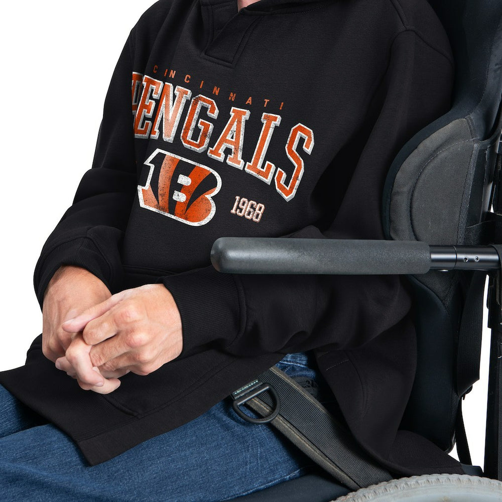 Cincinnati Bengals  G-III Sports by Carl Banks Adaptive Team Spirit Graphic Fleece Pullover Hoodie
