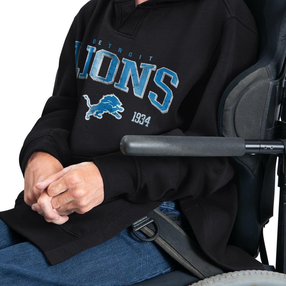 Detroit Lions  G-III Sports by Carl Banks Adaptive Team Spirit Graphic Fleece Pullover Hoodie