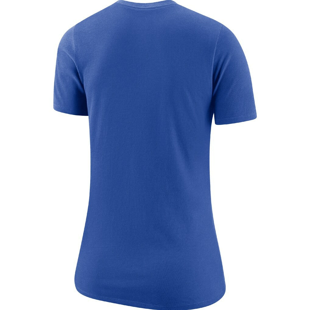 New York Knicks Women's The City Never Sleeps T-Shirt Outlet