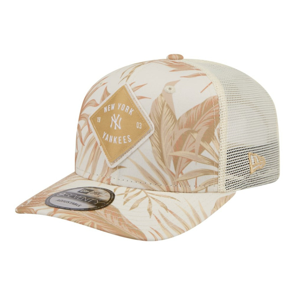 New York Yankees New Era Tonal Palm 9SEVENTY Adjustable Trucker Hat | MLB Sale