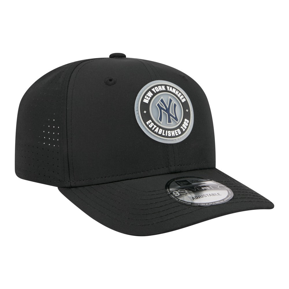 New York Yankees New Era Circle 9SEVENTY Adjustable Hat | MLB US
