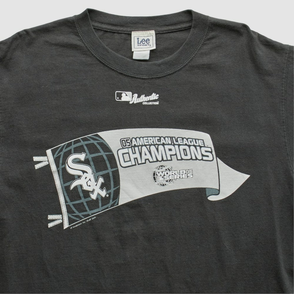 Chicago White Sox Lee Apparel 2005 T-Shirt | MLB US