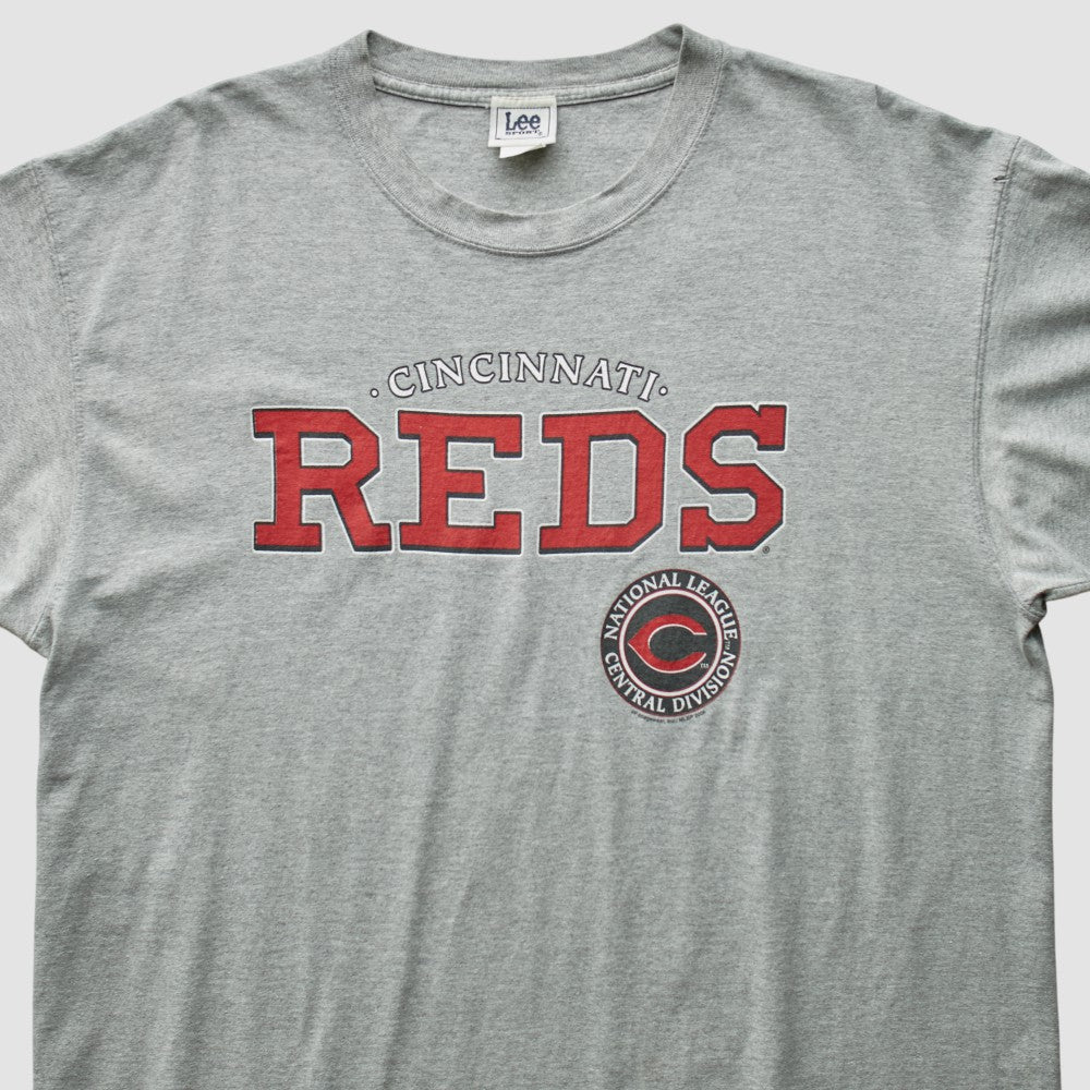 Cincinnati Reds Lee Apparel 2006 T-Shirt | MLB Discount