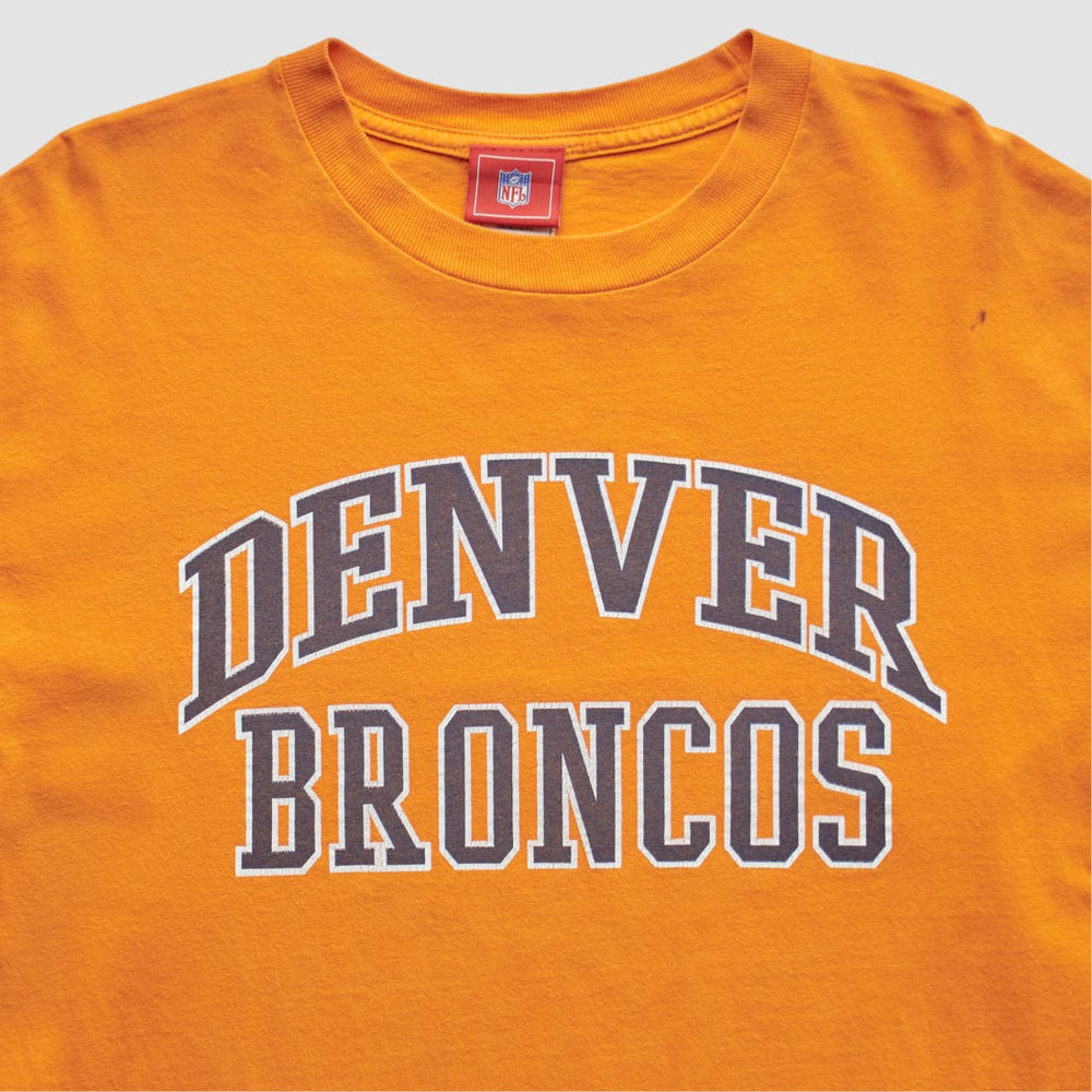 Denver Broncos Fanatics NFL 2000s T-Shirt