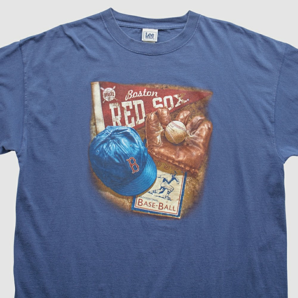 Boston Red Sox Lee Apparel 2000s T-Shirt | MLB Near me