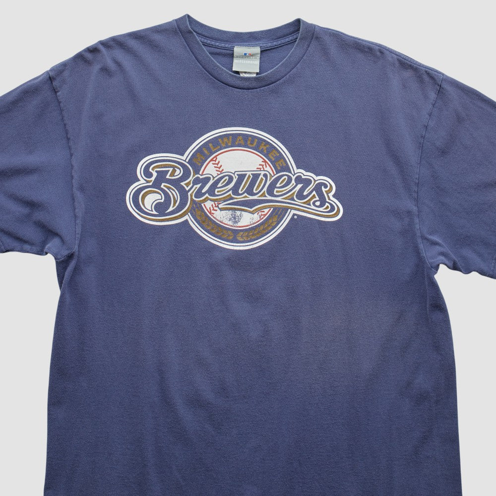 Milwaukee Brewers 2000s T-Shirt | MLB Outlet