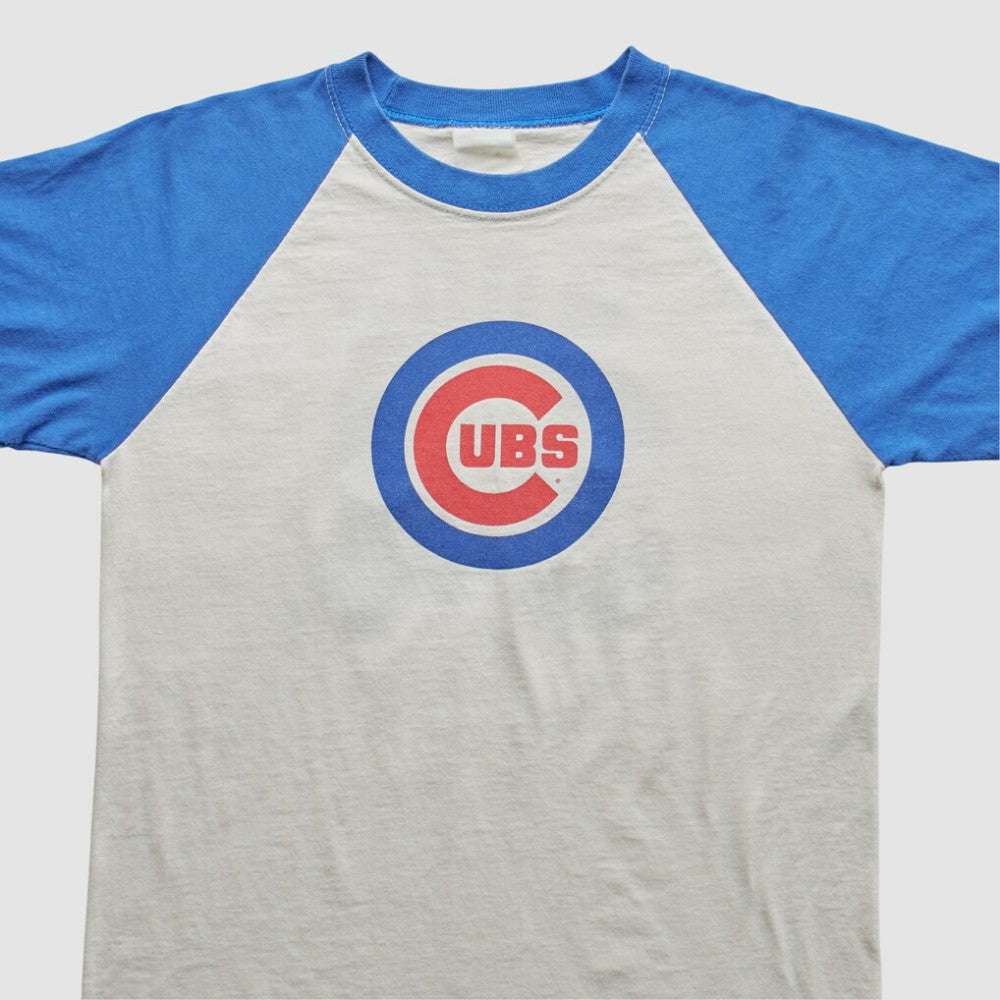 Chicago Cubs 2000s T-Shirt | MLB On Sale