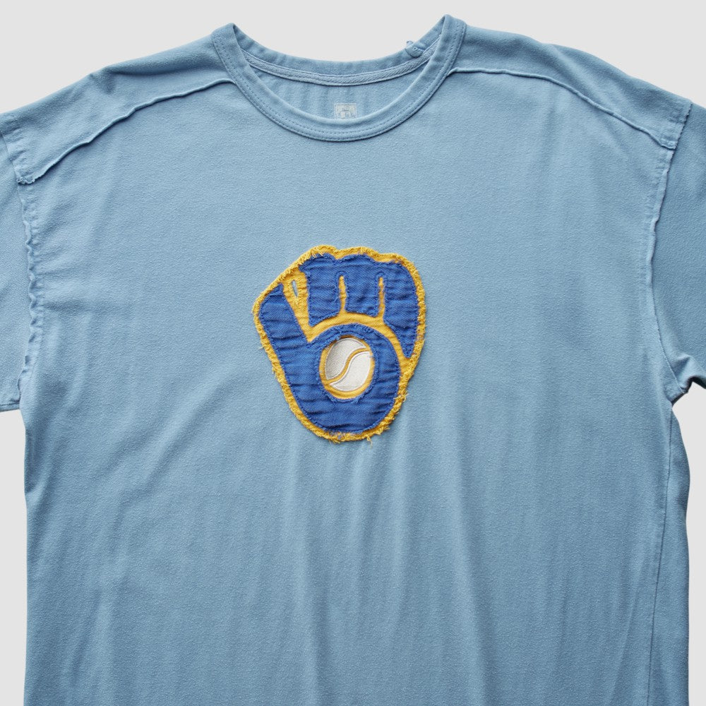 Milwaukee Brewers 2000s T-Shirt | MLB Shop