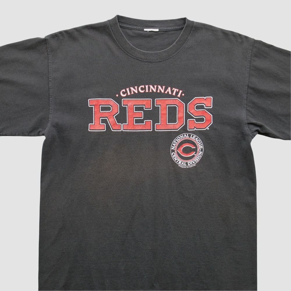 Cincinnati Reds 2006 T-Shirt | MLB On Sale