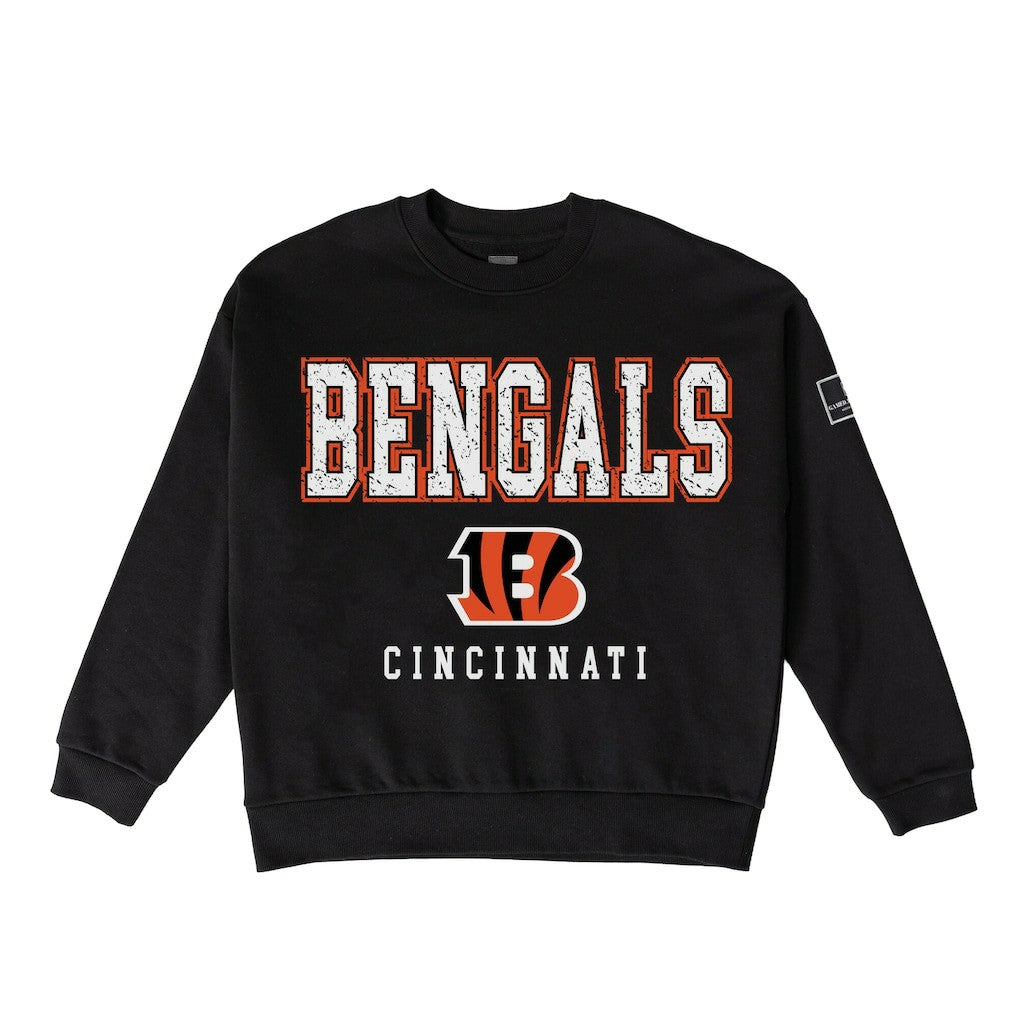 Cincinnati Bengals  Gameday Couture Women's Oversized Level Up Black Label Premium Fleece Sweatshirt