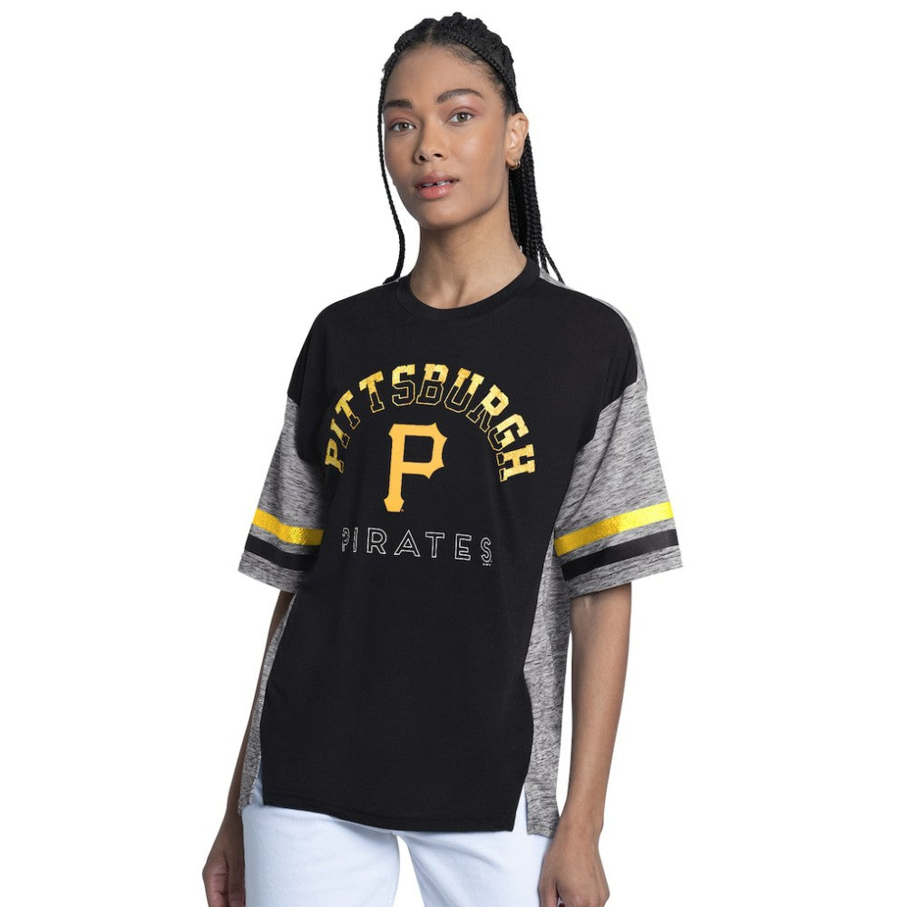 Pittsburgh Pirates G-III 4Her by Carl Banks Women's Off-Season Oversized Top | MLB US