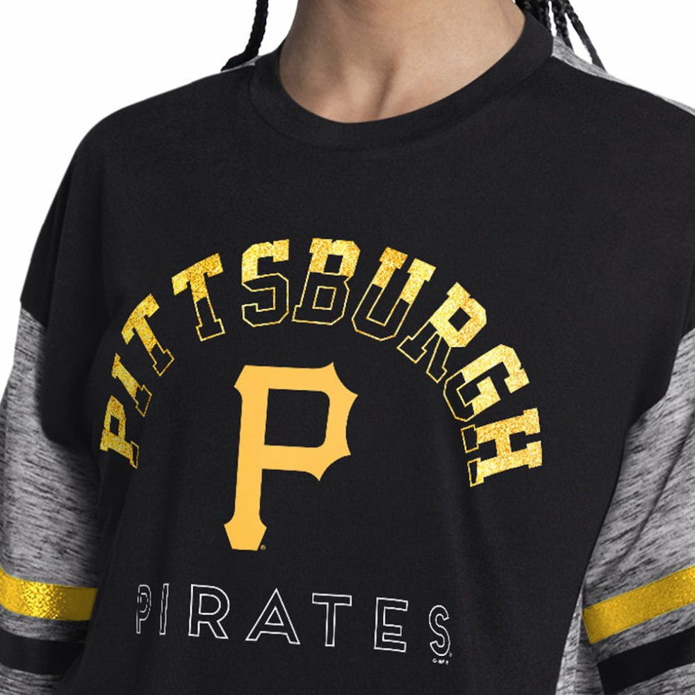 Pittsburgh Pirates G-III 4Her by Carl Banks Women's Off-Season Oversized Top | MLB US