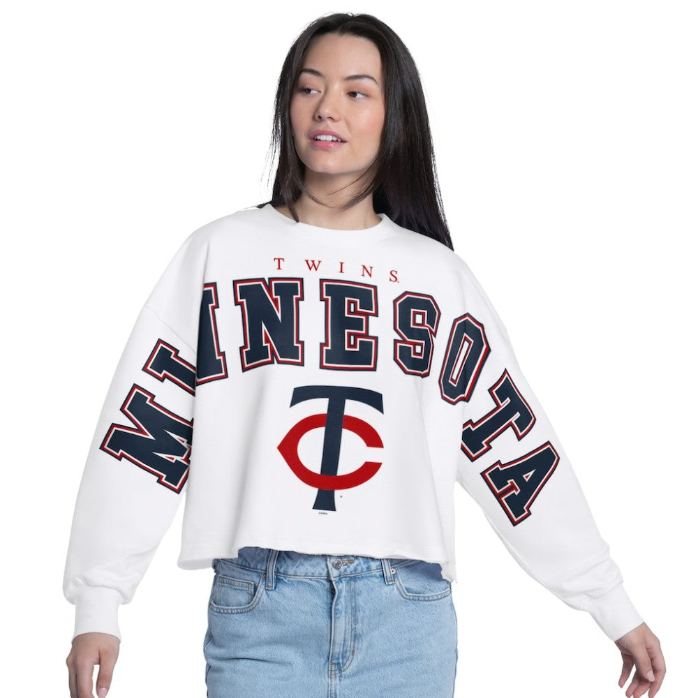 Minnesota Twins G-III 4Her by Carl Banks Women's Bleachers Cropped Pullover Sweatshirt | MLB Discount