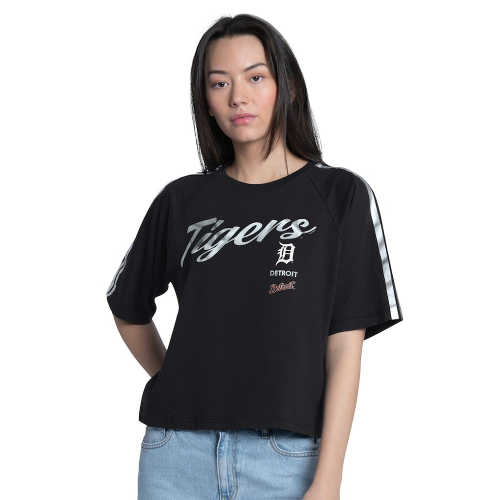 Detroit Tigers G-III 4Her by Carl Banks Women's Classic Play Cropped T-Shirt | MLB Near me