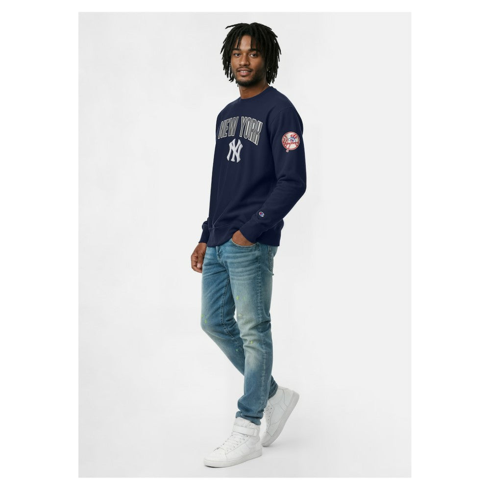 New York Yankees Champion Reverse Weave Chenille Sweatshirt | MLB Near me